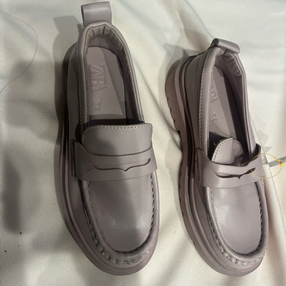 Women's Loafers in Light Purple - Picture 7 of 9